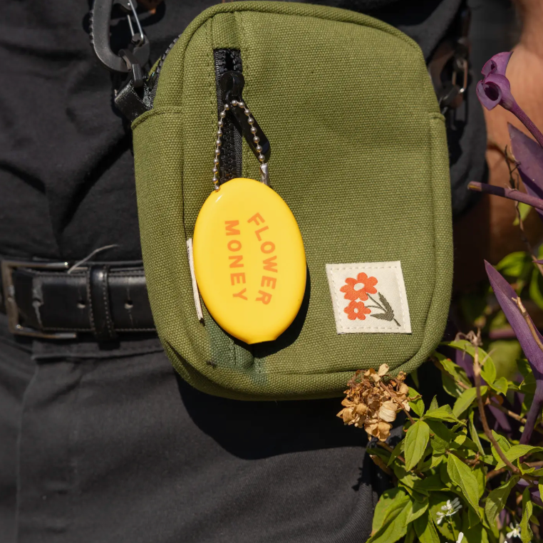 Coin_Pouch_Charm.png