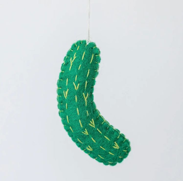 Pickle_Ornament.png