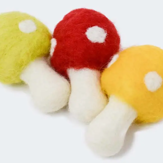 Wool Mushroom cat toy