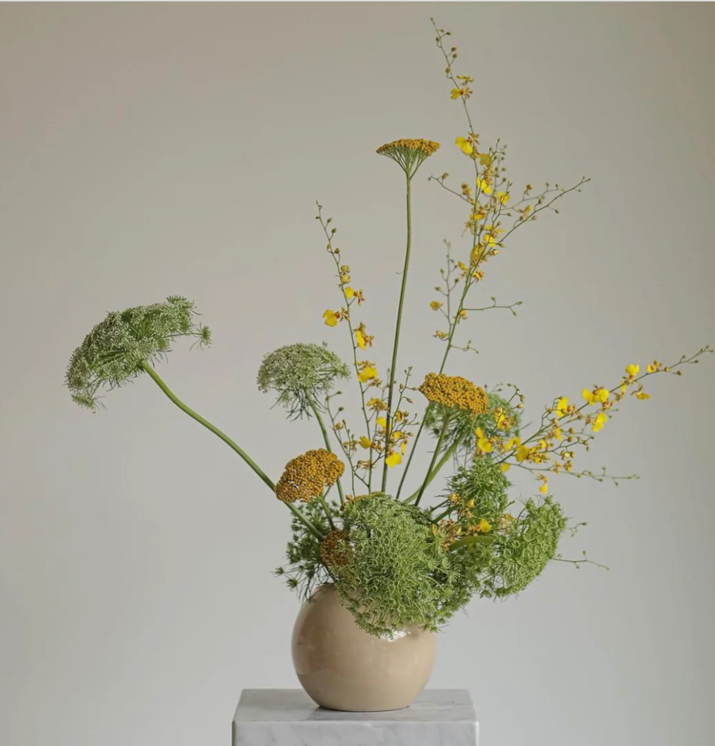 Spheria Ceramic Vase